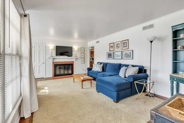 Photo 3 — 3033 NW 71 Street, Oklahoma City, OK 73116