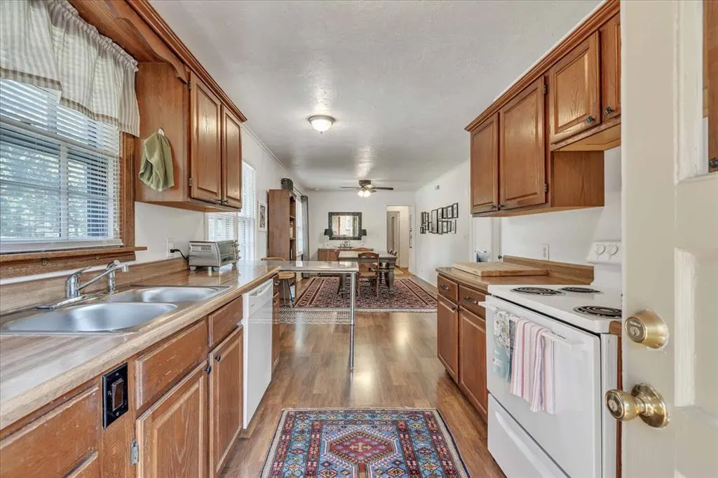 Photo 14 — 3033 NW 71 Street, Oklahoma City, OK 73116