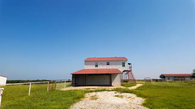 Front exterior — 5721 N County Road 3470, Ada, OK 74820
