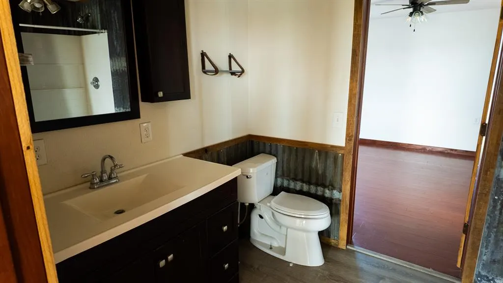 Photo 18 — 5721 N County Road 3470, Ada, OK 74820
