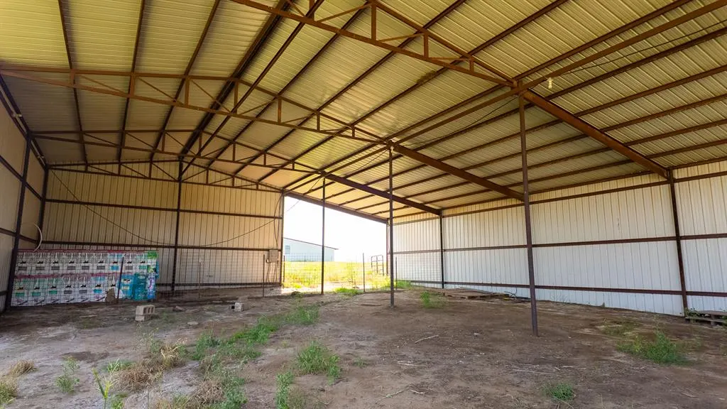 Photo 32 — 5721 N County Road 3470, Ada, OK 74820