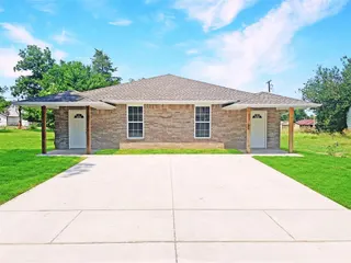 Sold home at 205 SW 17th Street #A