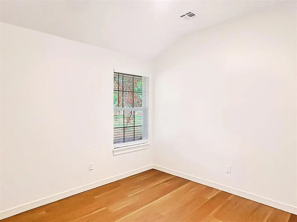 Photo 14 — 205 SW 17th Street A, Lawton, OK 73501