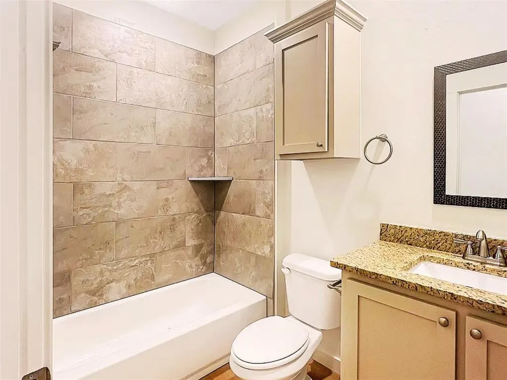 Photo 15 — 205 SW 17th Street A, Lawton, OK 73501