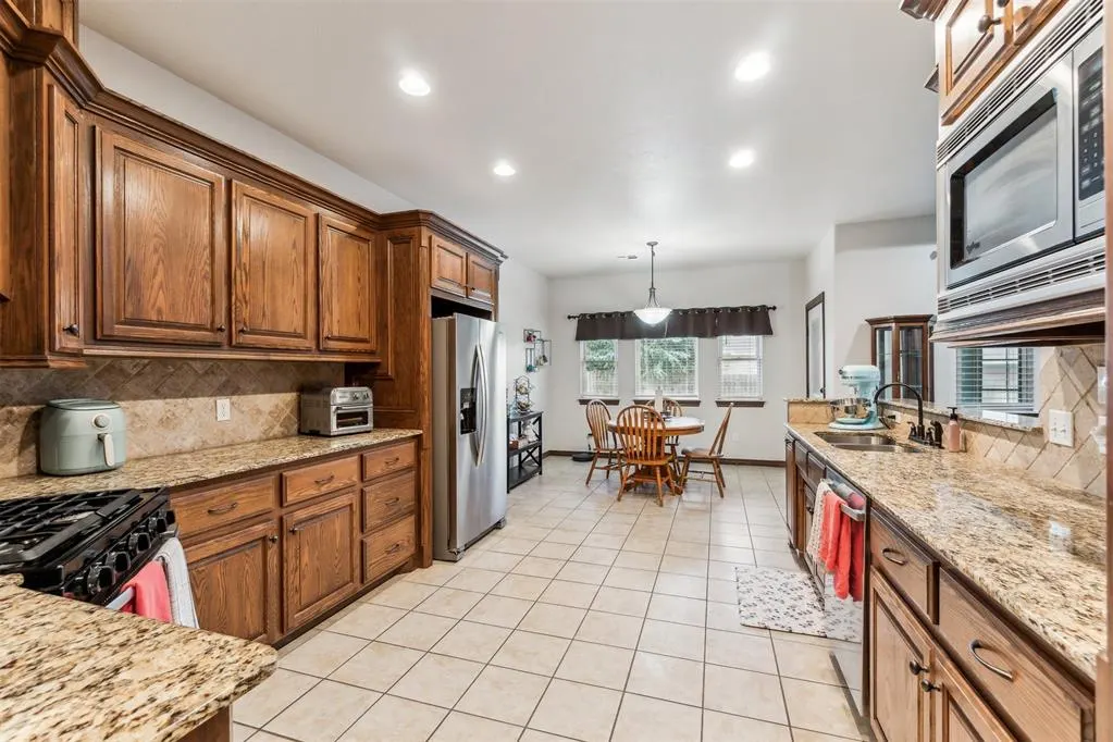 Photo 18 — 11423 Village Ave Avenue, Midwest City, OK 73130