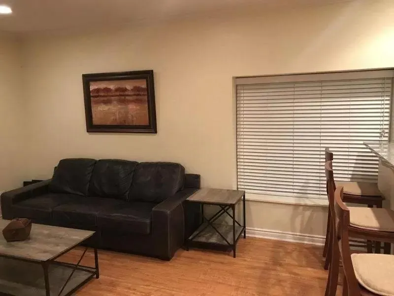 Photo 4 — 901 NW 13th Street, Oklahoma City, OK 73106