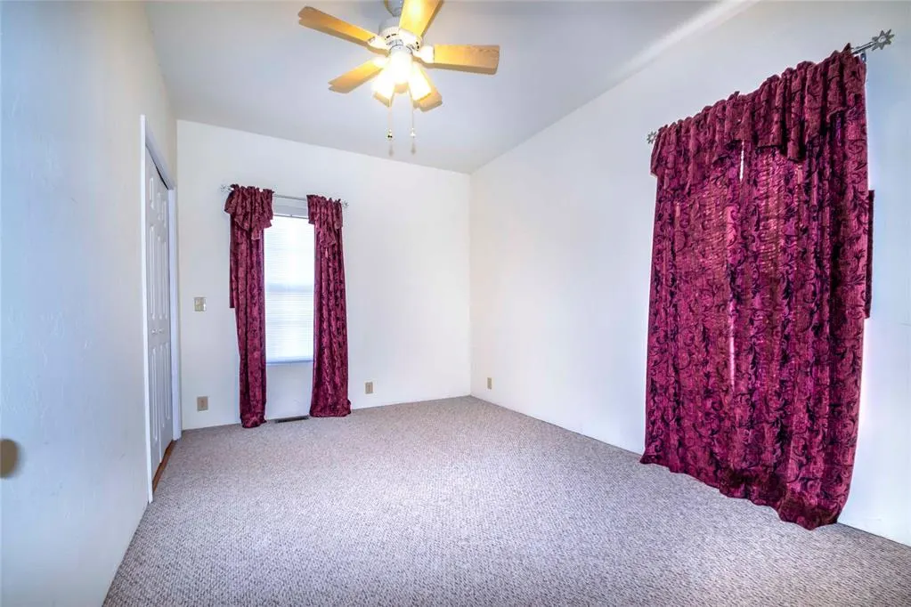 Photo 17 — 330701 E 1000 Road, Wellston, OK 74881