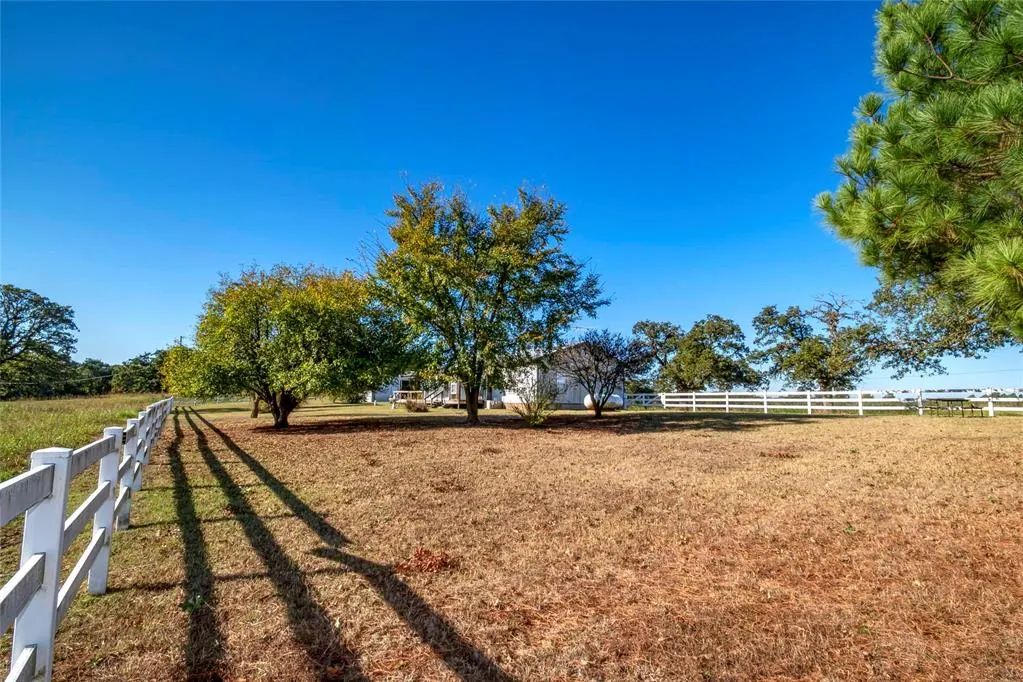 Photo 24 — 330701 E 1000 Road, Wellston, OK 74881