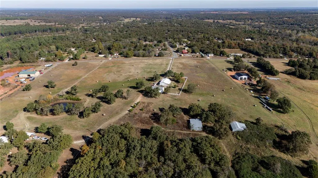 Photo 37 — 330701 E 1000 Road, Wellston, OK 74881