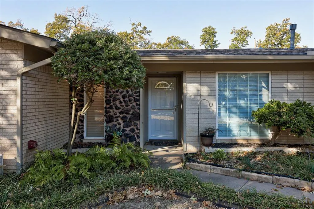 Photo 2 — 1413 Wilburn Drive, Oklahoma City, OK 73127
