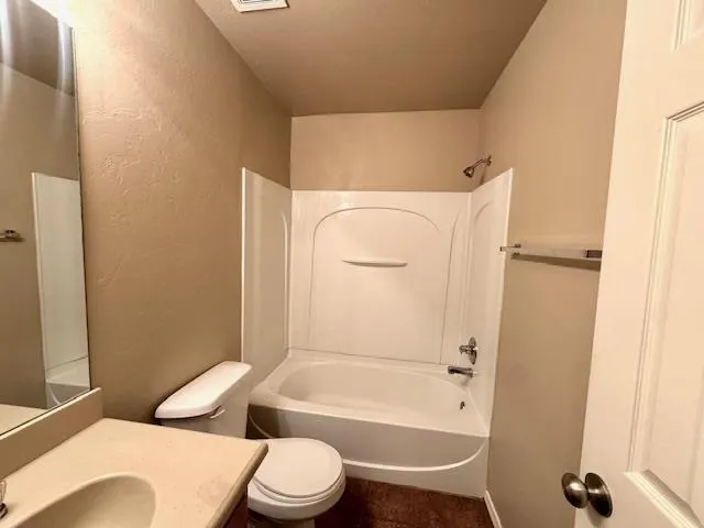 Photo 17 — 9500 SW 25th Street, Oklahoma City, OK 73128
