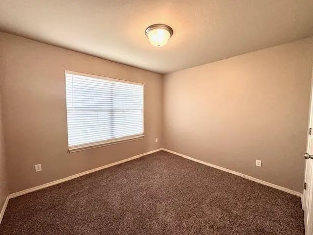 Photo 19 — 9500 SW 25th Street, Oklahoma City, OK 73128