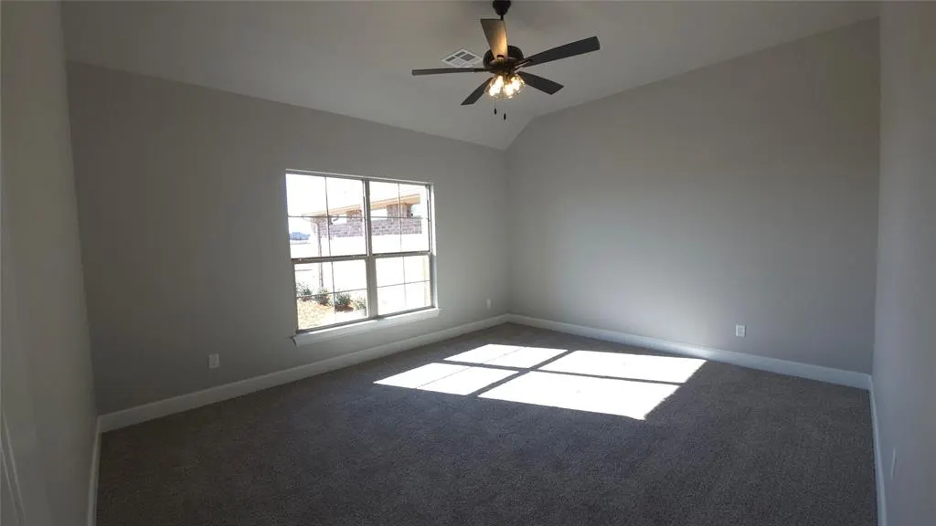 Photo 6 — 10008 Gentry Crossing, Oklahoma City, OK 73169