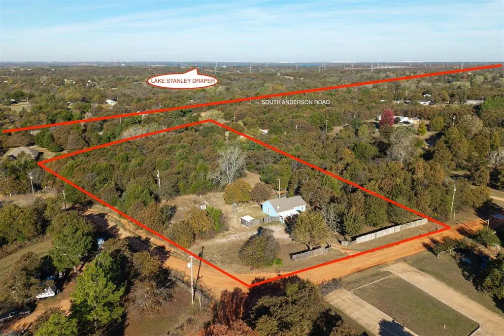 Front exterior — 16100 C Street, Moore, OK 73165