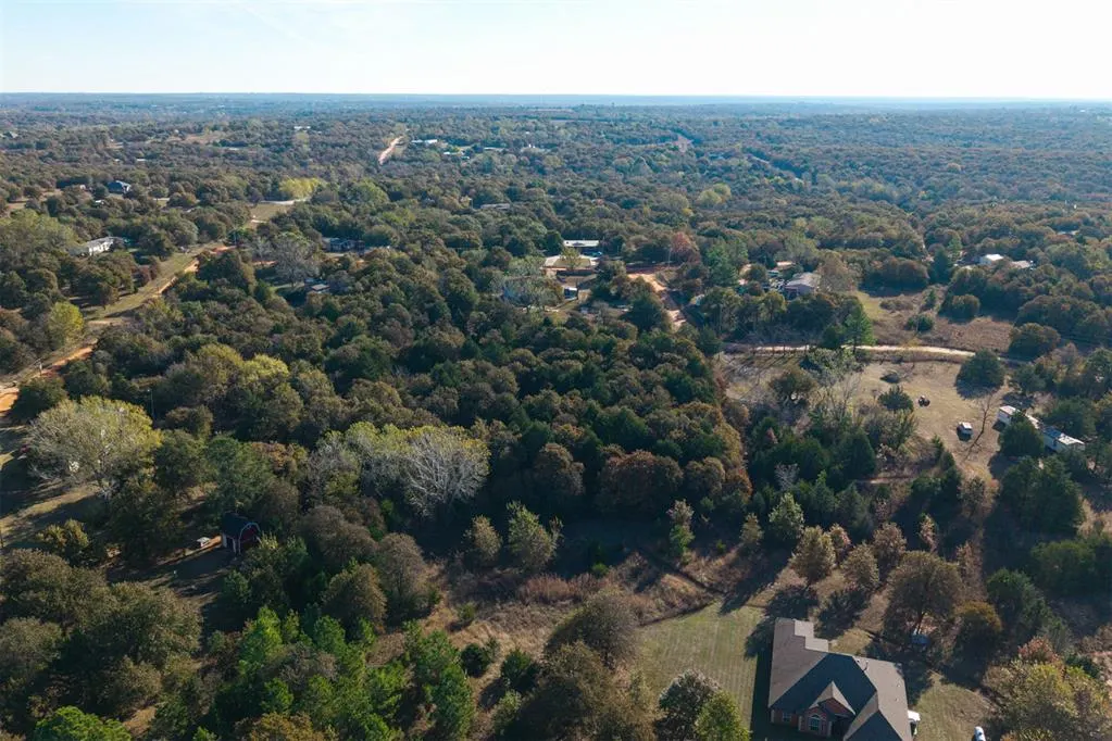 Photo 37 — 16100 C Street, Moore, OK 73165