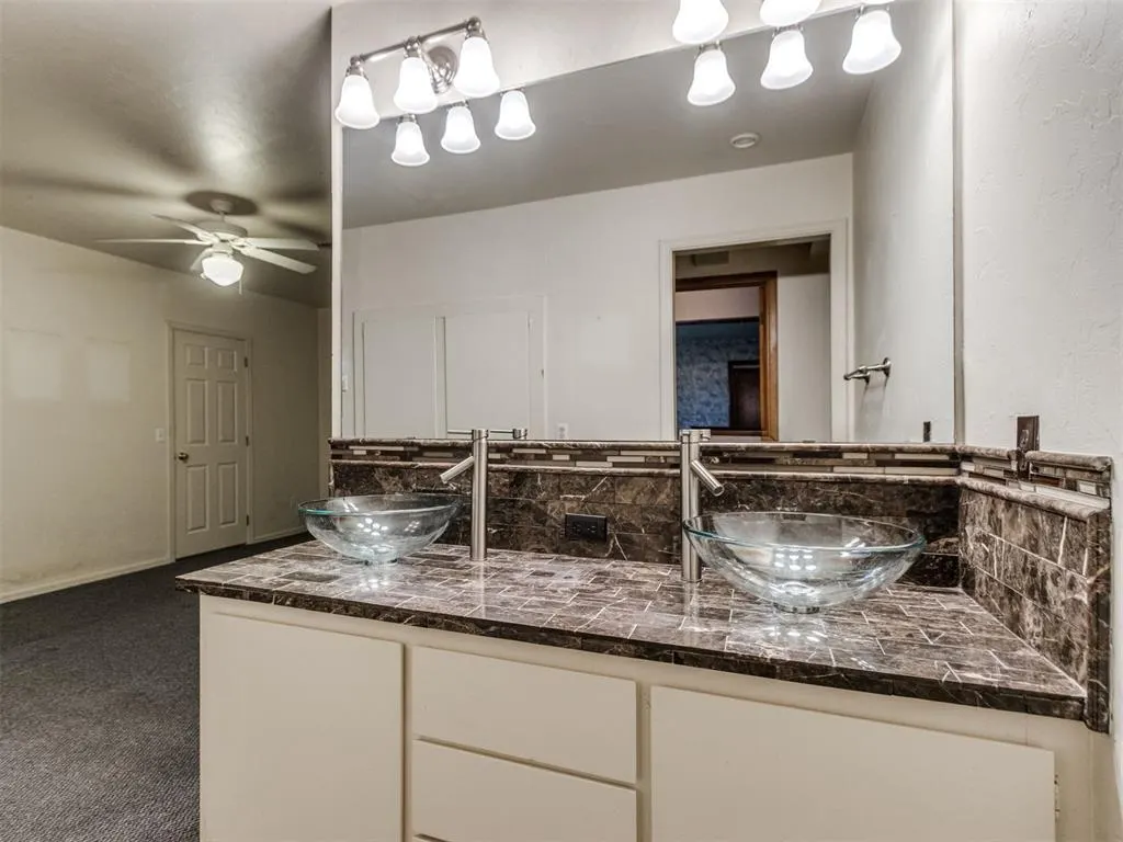 Photo 23 — 3704 N Riverside Drive, Bethany, OK 73008