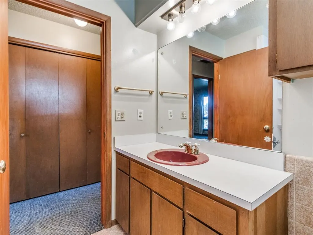 Photo 42 — 3704 N Riverside Drive, Bethany, OK 73008