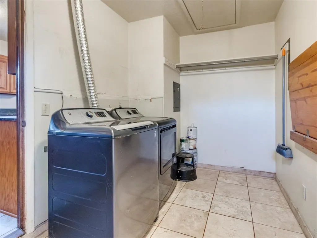 Photo 43 — 3704 N Riverside Drive, Bethany, OK 73008
