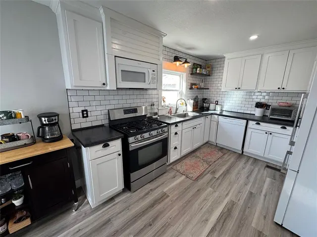 Photo 8 — 1416 Brunson Avenue, Prague, OK 74864