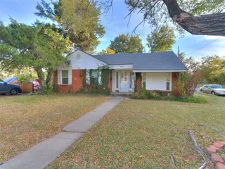 Sold home at 2636 NW 38th Street