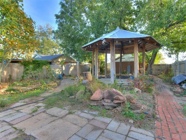 Photo 7 — 2636 NW 38th Street, Oklahoma City, OK 73112