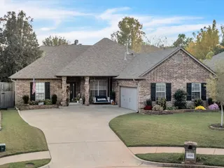 Sold home at 2020 Pine View Terrace
