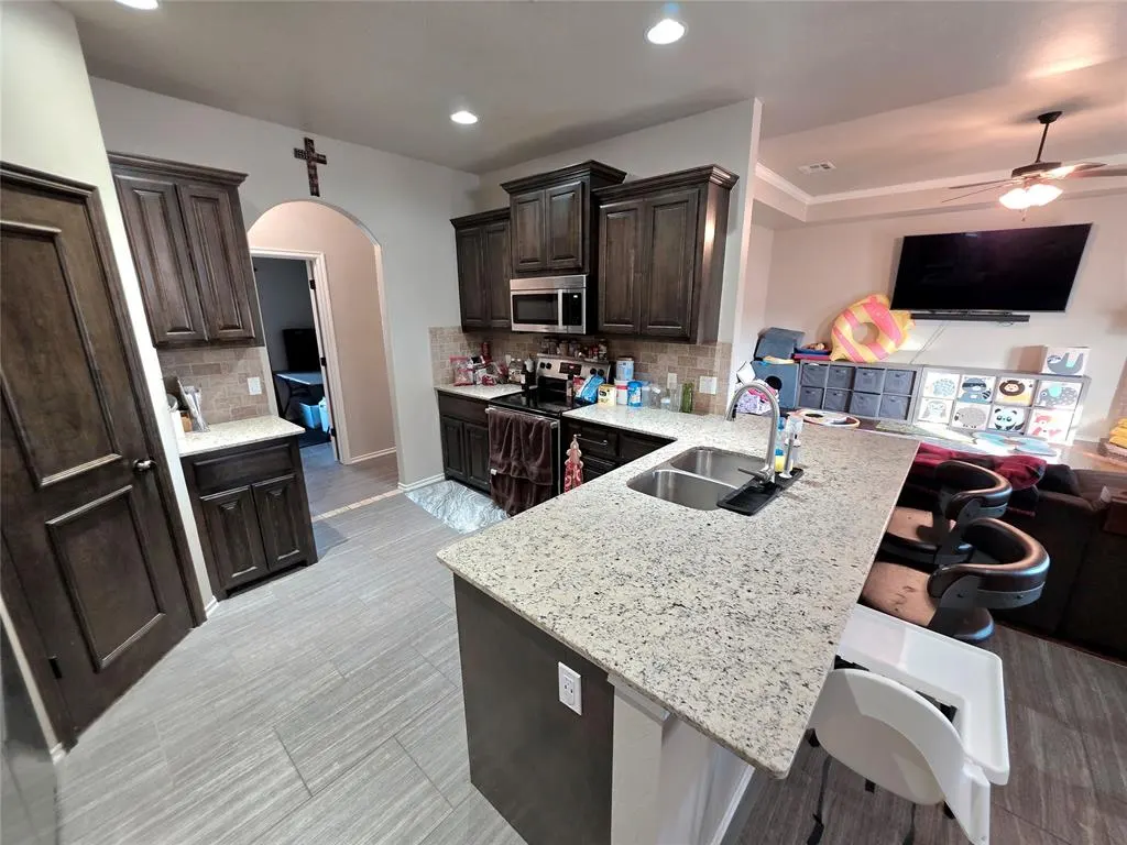 Photo 11 — 4040 Lonetree Drive, Edmond, OK 73025