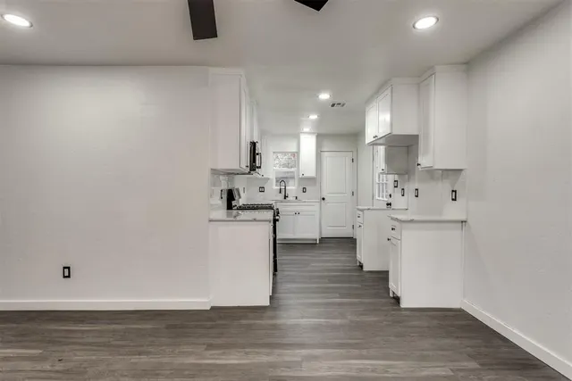 Photo 7 — 3340 NE 12th Street, Oklahoma City, OK 73117