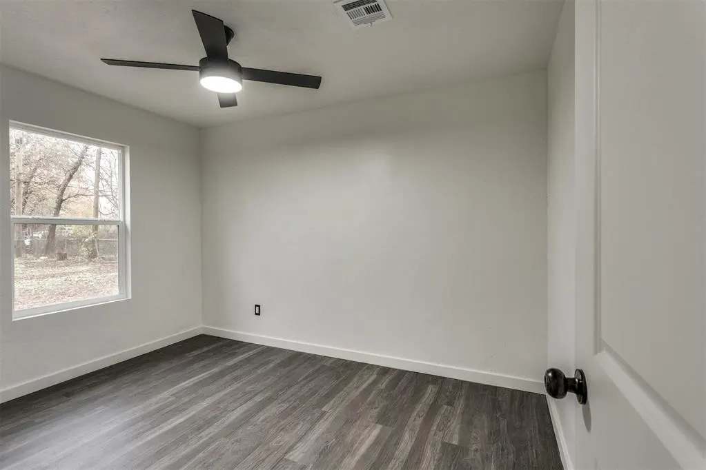 Photo 18 — 3340 NE 12th Street, Oklahoma City, OK 73117
