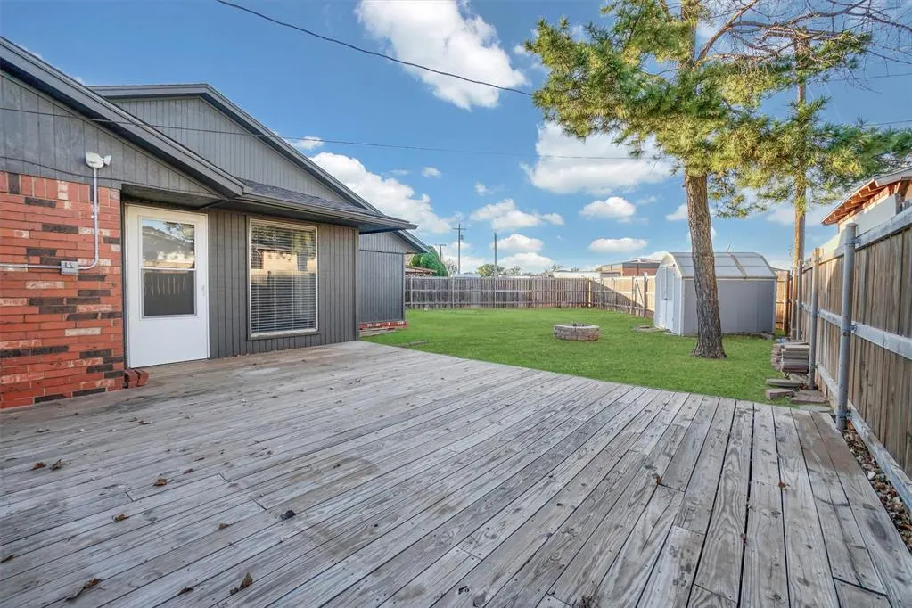 Photo 24 — 1101 George Street, Altus, OK 73521