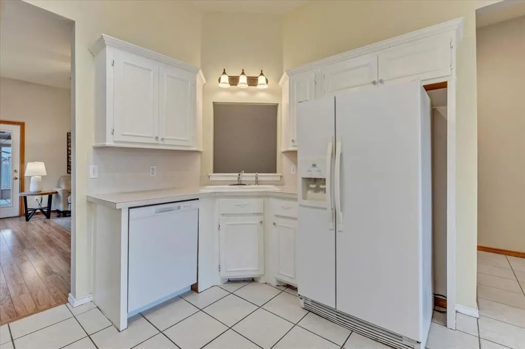 Photo 10 — 409 Whitehouse Lane, Edmond, OK 73003