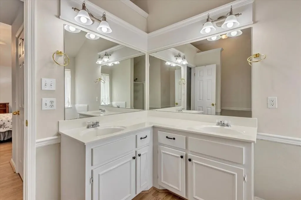 Photo 16 — 409 Whitehouse Lane, Edmond, OK 73003