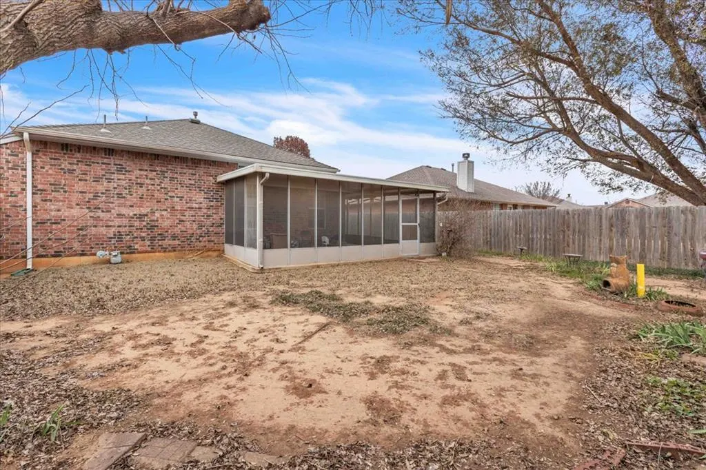 Photo 33 — 409 Whitehouse Lane, Edmond, OK 73003