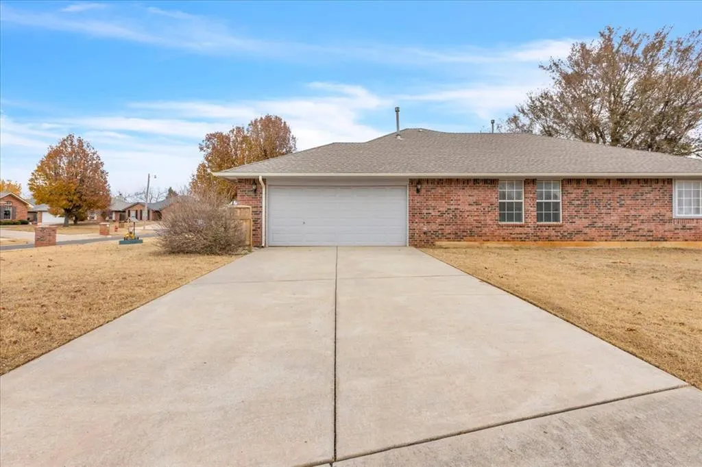 Photo 35 — 409 Whitehouse Lane, Edmond, OK 73003