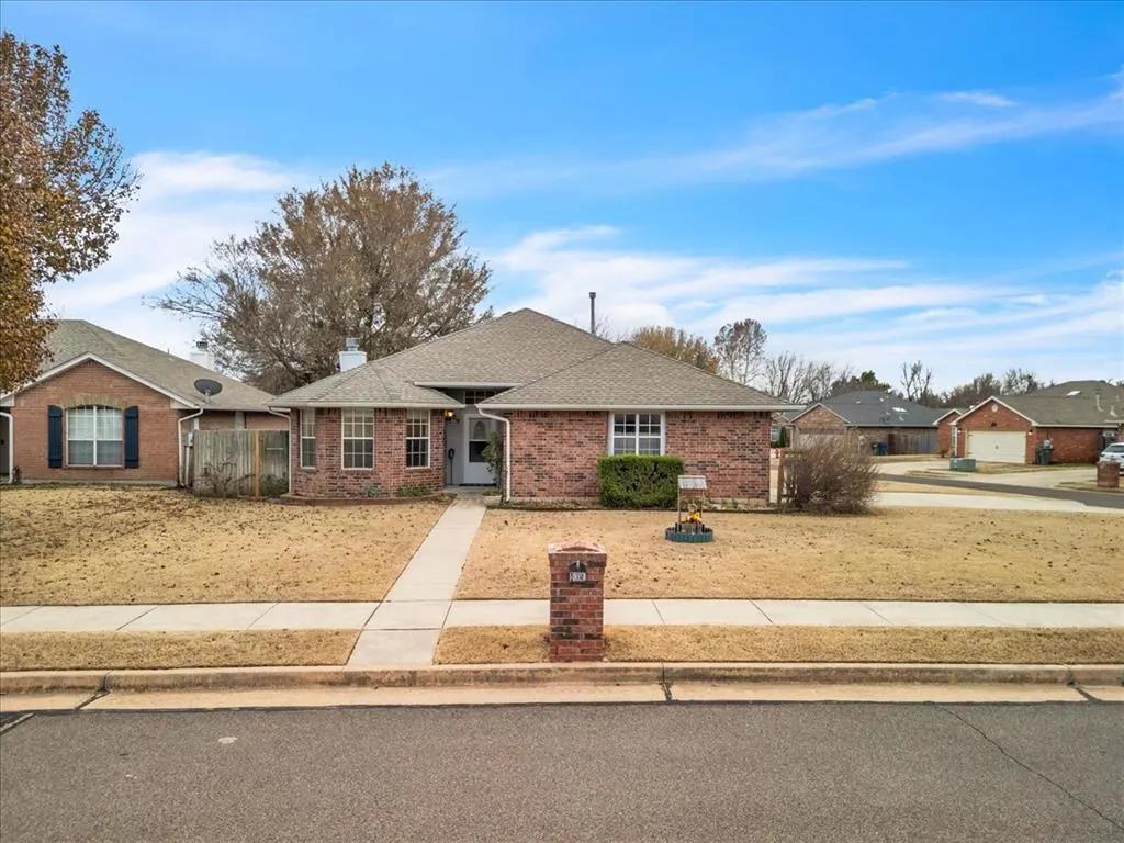 Photo 36 — 409 Whitehouse Lane, Edmond, OK 73003