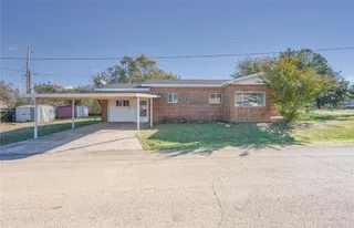 Sold home at 200 E Green Street