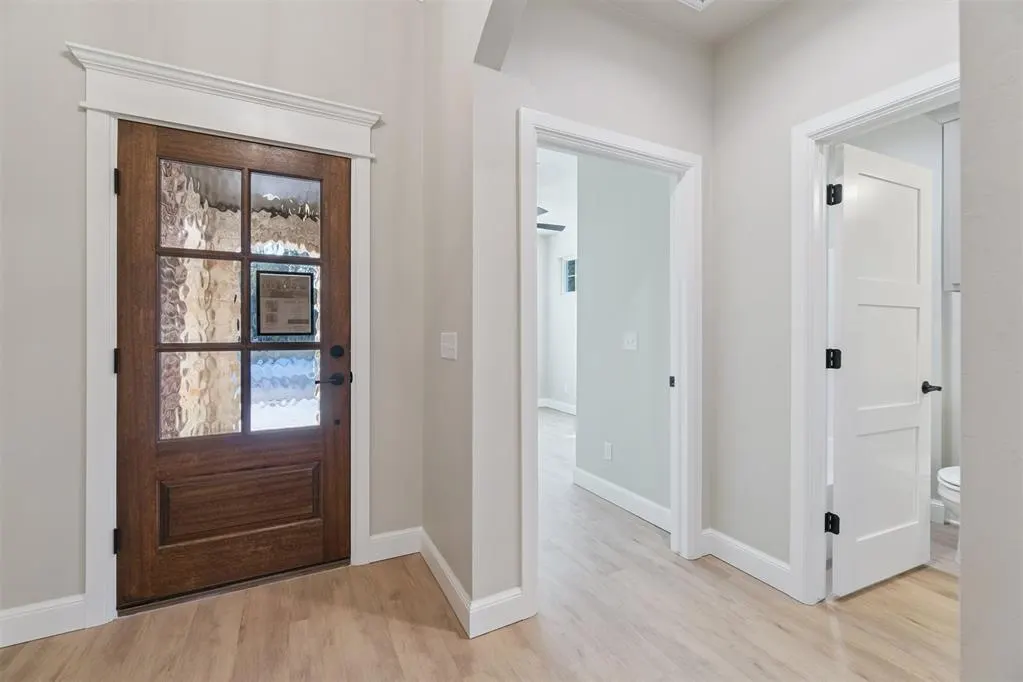 Photo 2 — 4212 Abbey Park Drive, Edmond, OK 73025