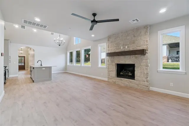 Photo 5 — 4212 Abbey Park Drive, Edmond, OK 73025
