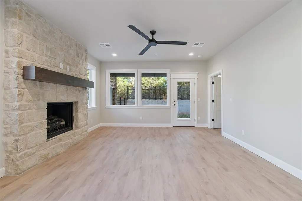 Photo 7 — 4212 Abbey Park Drive, Edmond, OK 73025
