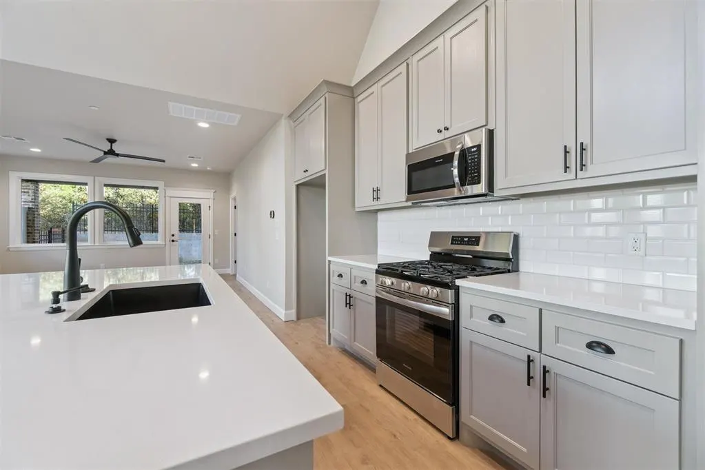 Photo 13 — 4212 Abbey Park Drive, Edmond, OK 73025