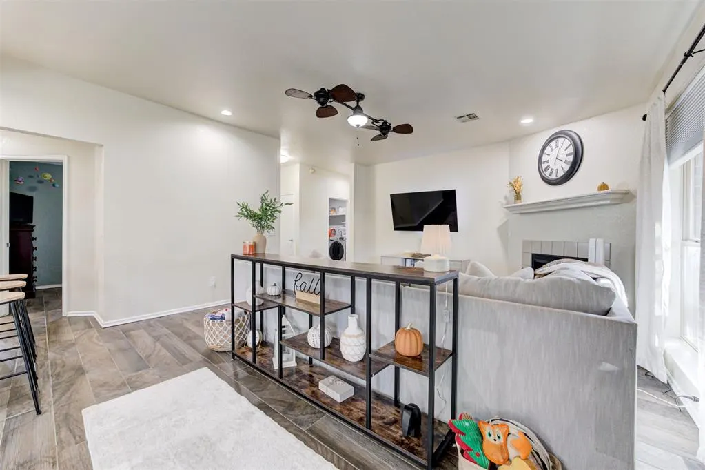 Photo 9 — 1301 Grand Manor, Midwest City, OK 73130