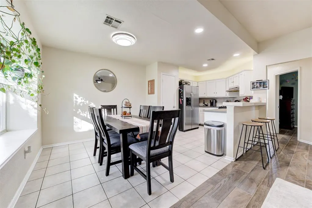 Photo 12 — 1301 Grand Manor, Midwest City, OK 73130