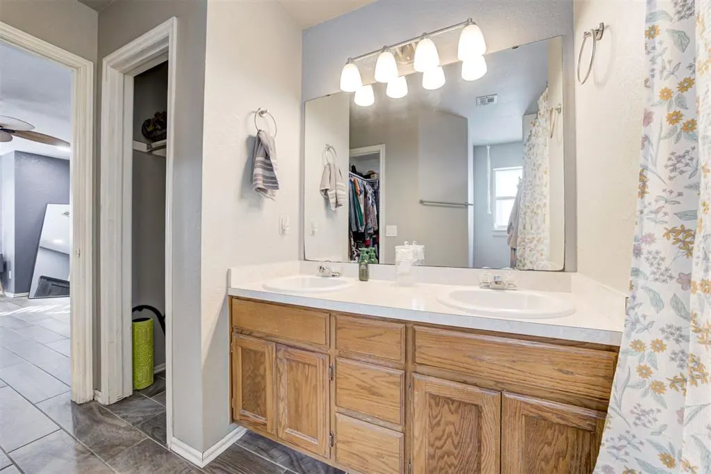 Photo 28 — 1301 Grand Manor, Midwest City, OK 73130