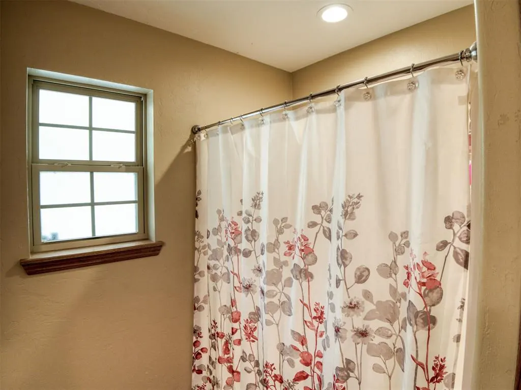 Photo 18 — 416 Donna Lane, Prague, OK 74864