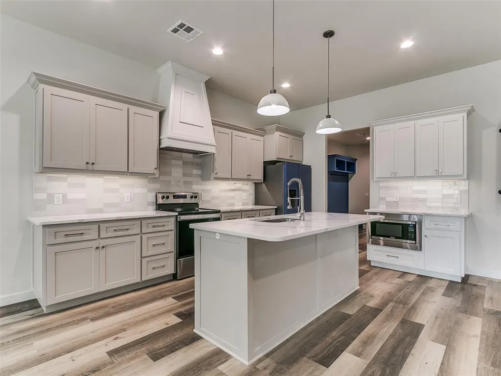 Photo 9 — 4426 NW Pinon Lane, Piedmont, OK 73078
