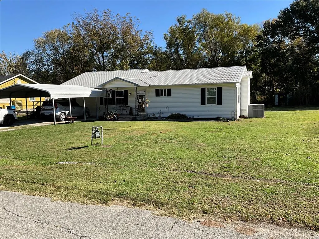 Front exterior — 4 N Orray Street, Coalgate, OK 74538