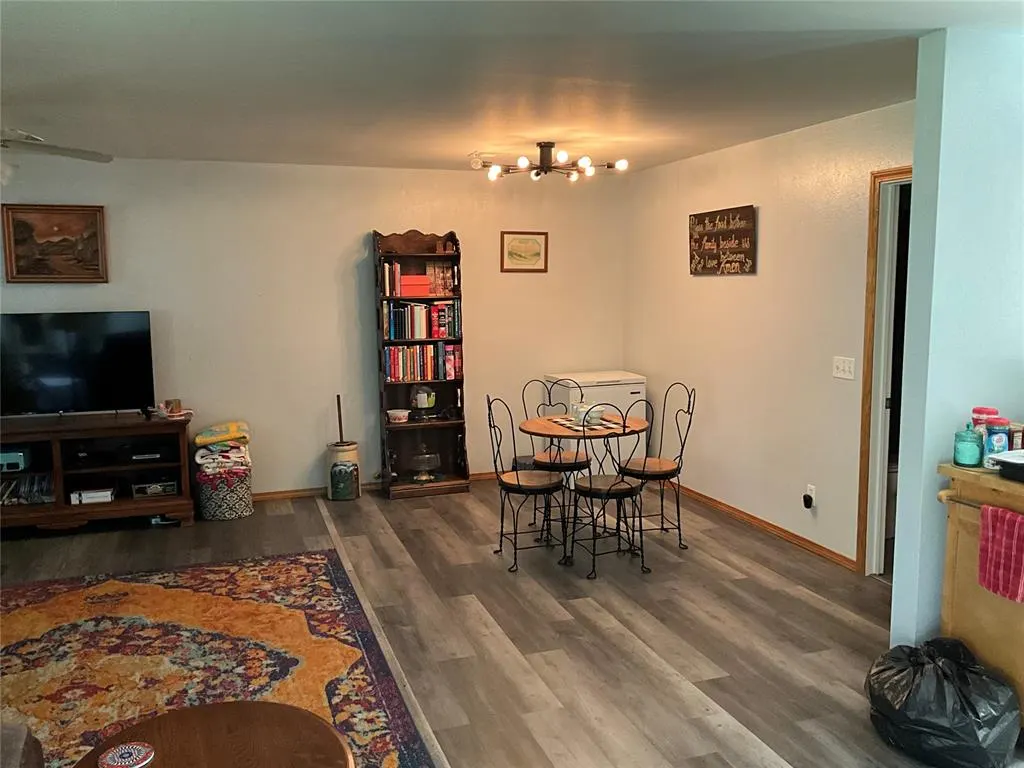 Photo 4 — 4 N Orray Street, Coalgate, OK 74538