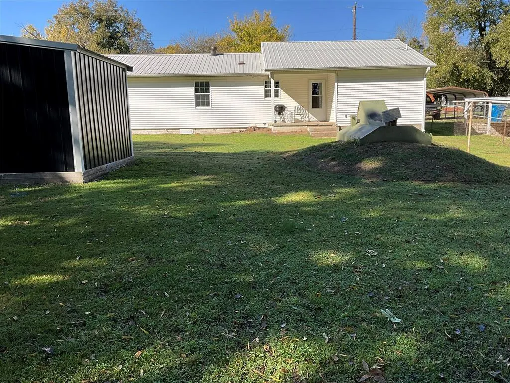 Photo 13 — 4 N Orray Street, Coalgate, OK 74538