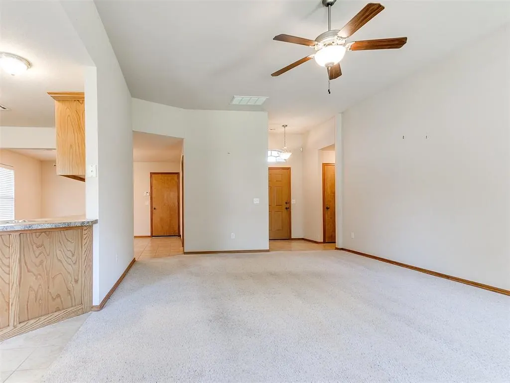 Photo 12 — 8233 Greer Way, Oklahoma City, OK 73132