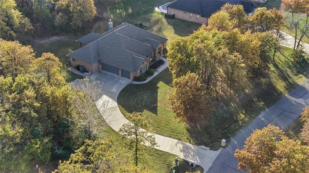 Photo 11 — 12920 Arbor Meadows Lane, Oklahoma City, OK 73165